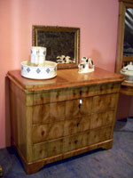 Antike M�belst�cke