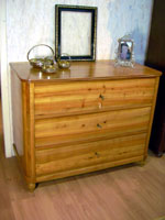 Antike M�belst�cke